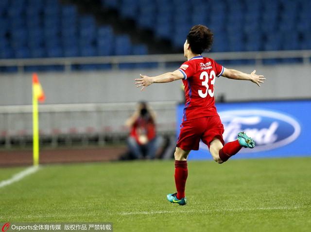CCTV6 VIP影院 全部 电影 电视剧 影人 视频 图片 新闻 更新时间 所有 1小时内 今日内 1周内 1个月内 从资讯频道搜索 结果 17006 条 《摩登年代》“枫峥”写真 徐峥张子枫笑装登场 2013-08-02 由“喜剧帝票房王”徐峥与张子枫领衔主演的喜剧新作《摩登年代》将在8月29日持续升温的暑期档尾声惊喜登场。